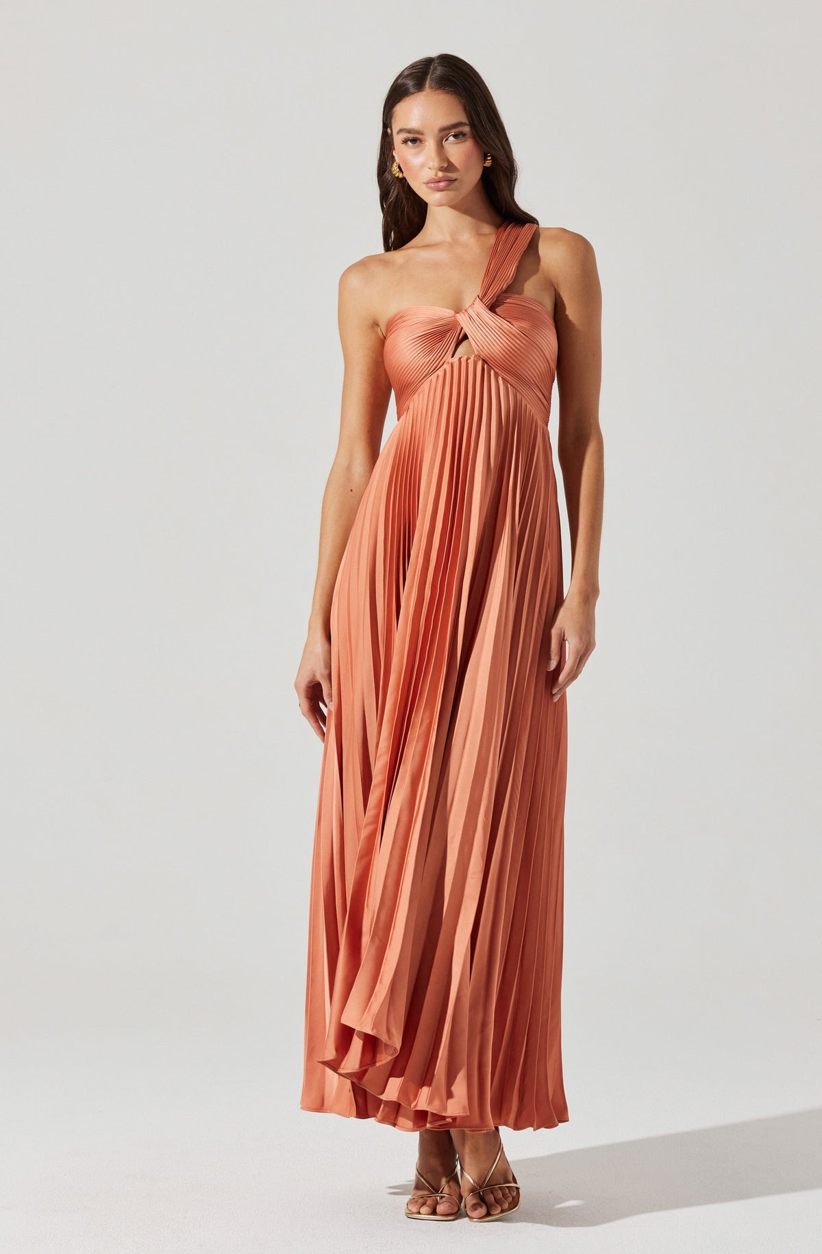 Rasya Pleated Maxi Dress