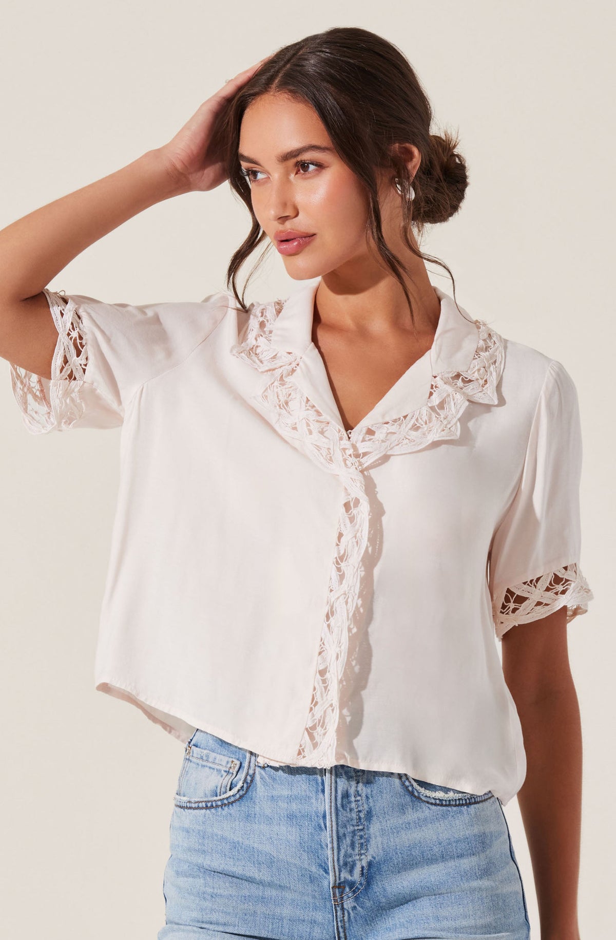 Elinda Lace Trim Top