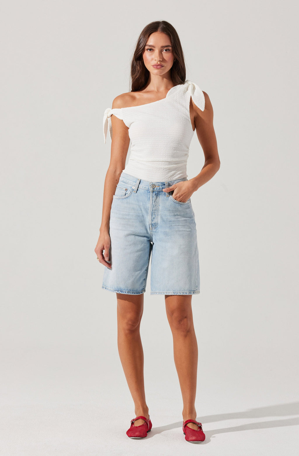 Lora top