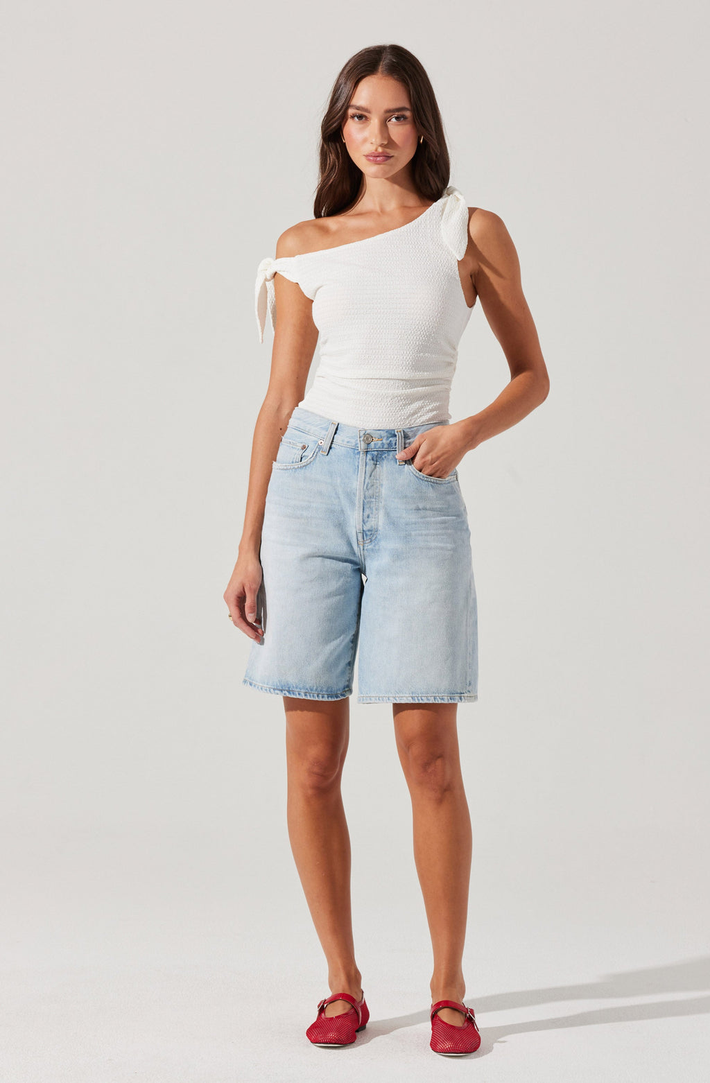 Lora top