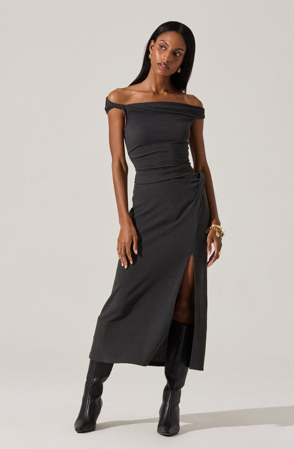 Lindy Off Shoulder Top