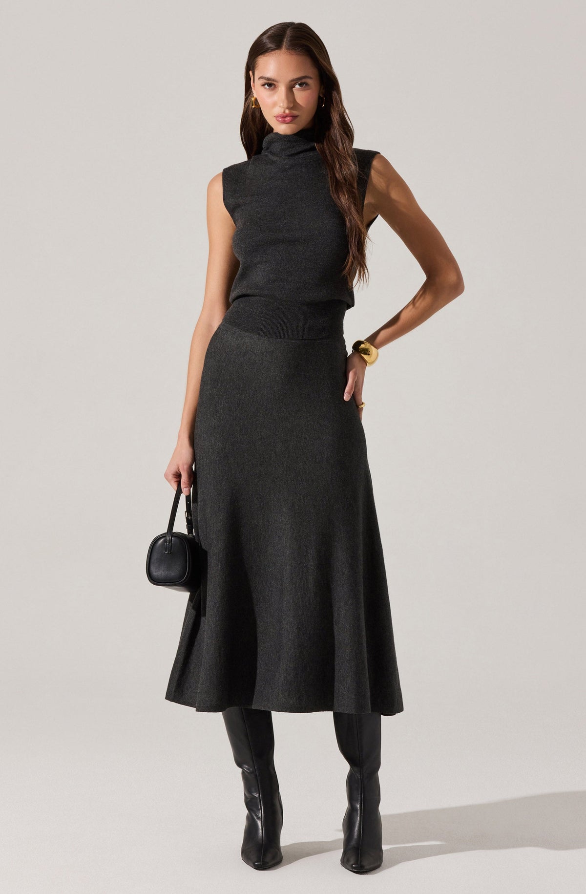 Deora Sleeveless Mock Neck Sweater