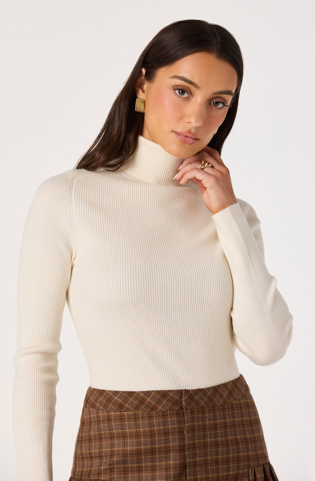 Vida Ribbed Knit Turtleneck Sweater